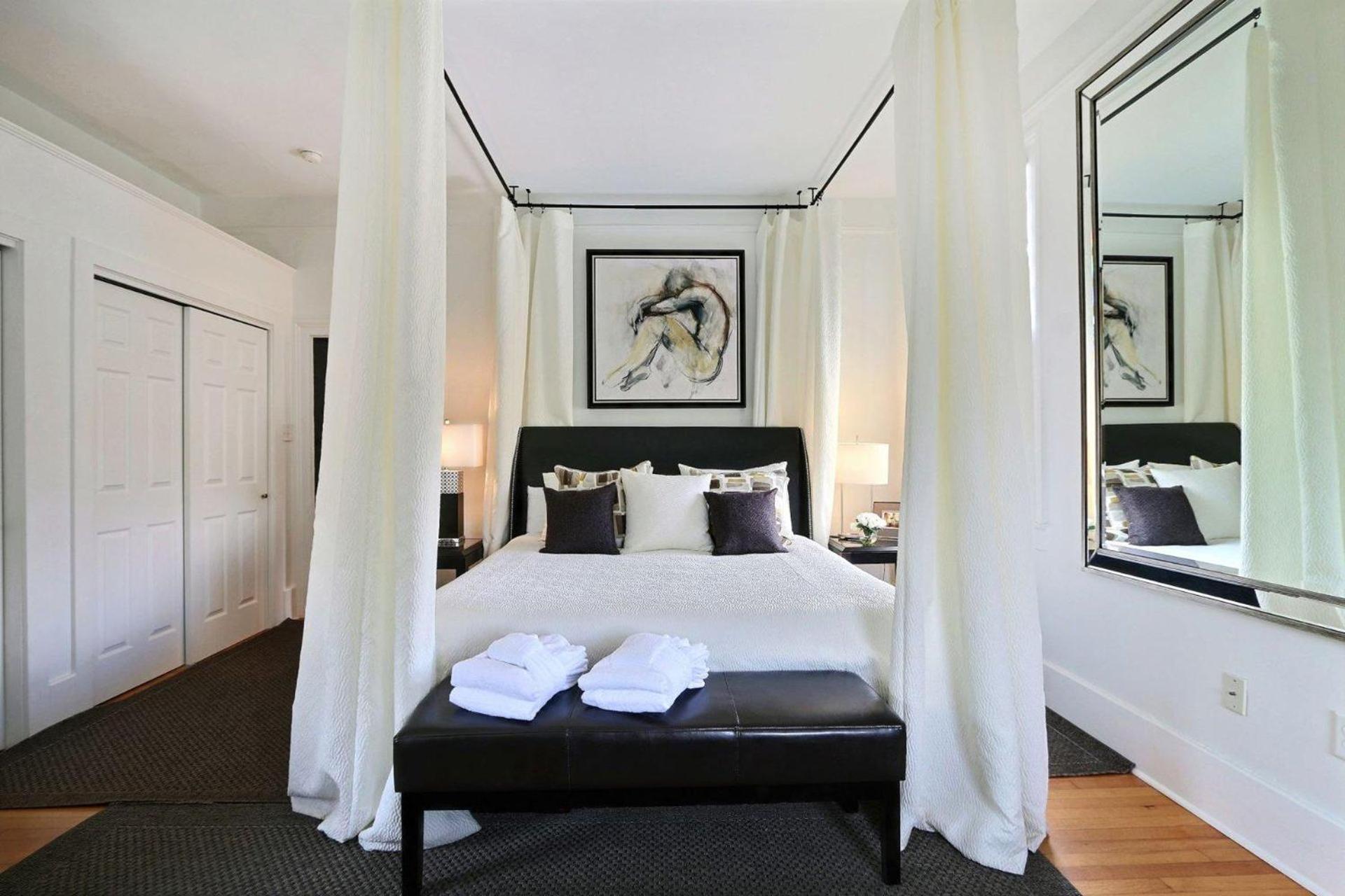Romancing The Jones Savannah Extérieur photo